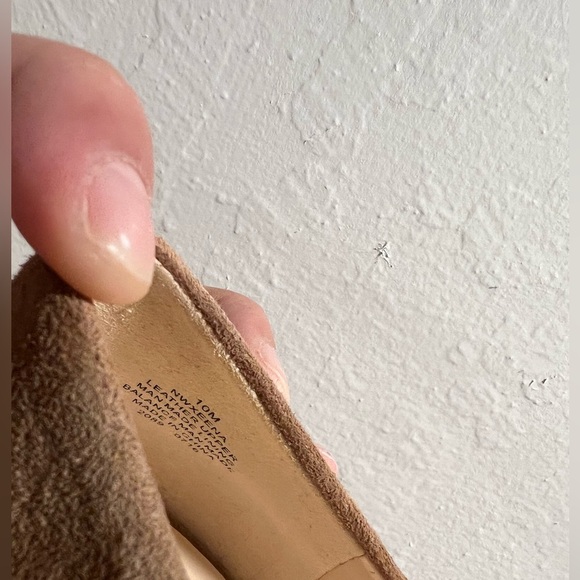 Nine West Suede Kitten Heels Size 10M - Picture 11 of 11